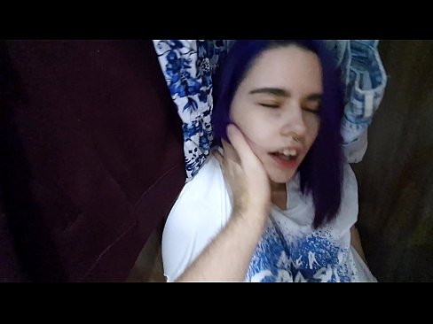 ❤️ Nire ahizpa armairuan aurkitu eta lagundu zion esperma ️❌ Porno %eu.hentaibar-com.ruan ❤